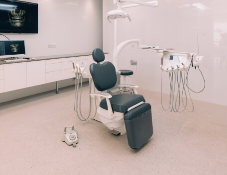 Implantation room
